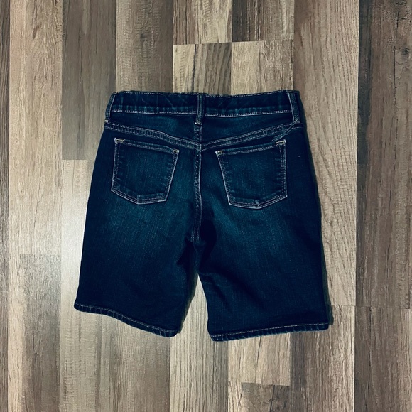 Old Navy Girls bermuda Shorts Size 10 - Picture 2 of 2